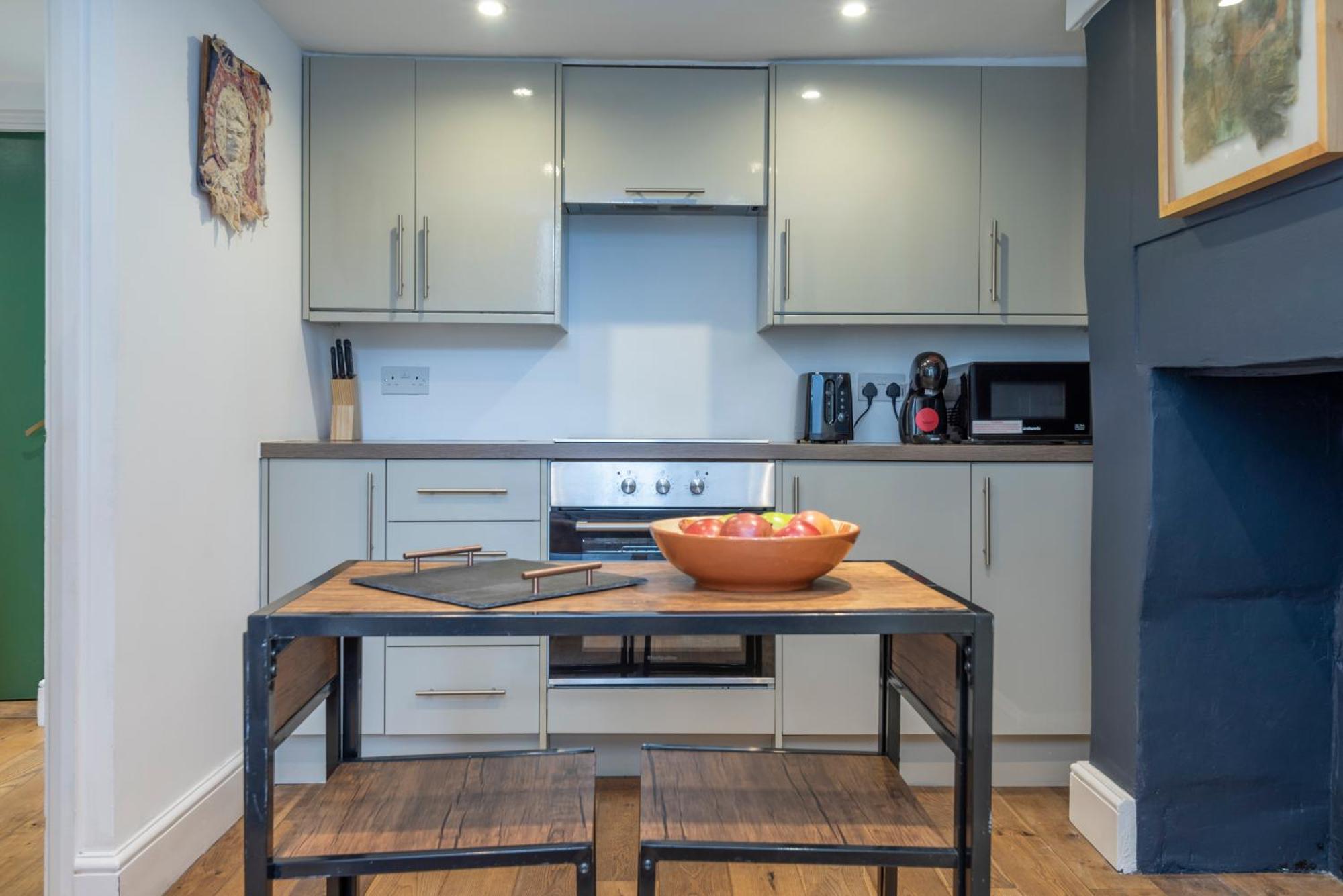 Chic 1-Bed Garden Flat, London, Convenient For Tower Bridge, Great Public Transport Daire Dış mekan fotoğraf