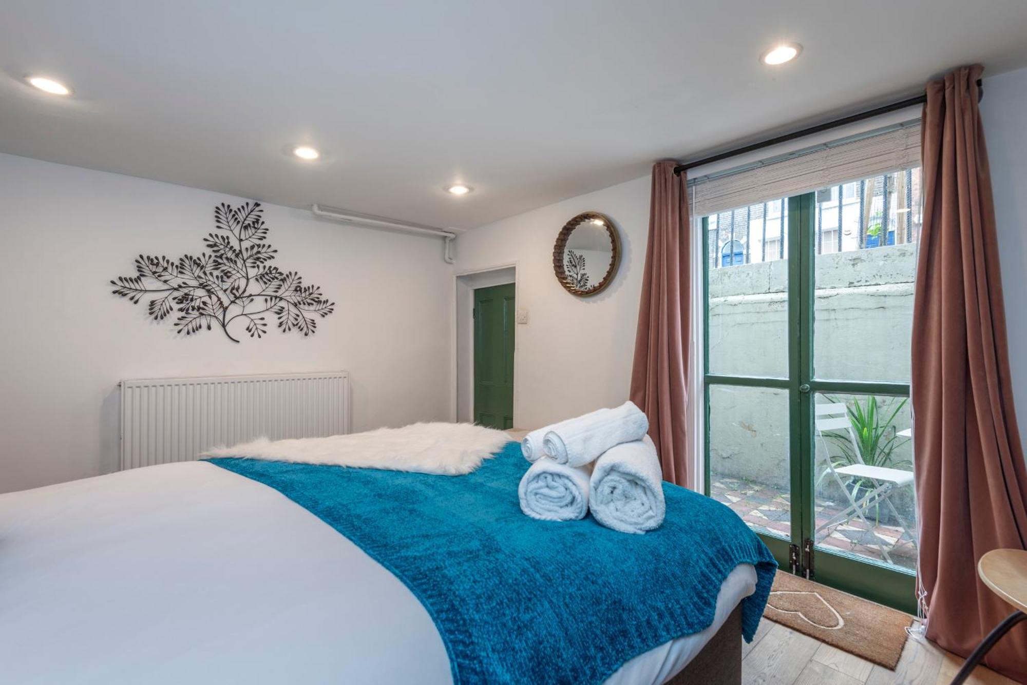 Chic 1-Bed Garden Flat, London, Convenient For Tower Bridge, Great Public Transport Daire Dış mekan fotoğraf